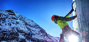 Arrampicare su ghiaccio nella Valle di Cogne